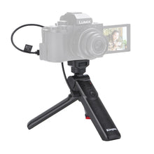 Load image into Gallery viewer, Handheld Selfie Tripod