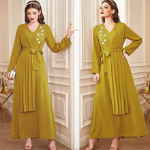 Load image into Gallery viewer, Diamonds Flower Kaftan Abaya