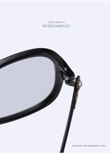 Load image into Gallery viewer, High Quality Chameleon Oversized Sun Glasses