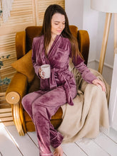 Load image into Gallery viewer, Warm Long Sleeve Velvet Pajamas