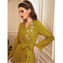 Load image into Gallery viewer, Diamonds Flower Kaftan Abaya