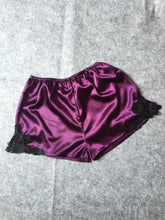 Load image into Gallery viewer, Silk Satin Pajama Set