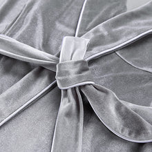 Load image into Gallery viewer, Warm Long Sleeve Velvet Pajamas