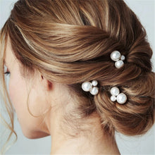 Load image into Gallery viewer, Pearl Hairpins
