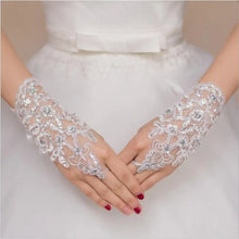Load image into Gallery viewer, Fingerless Bridal Gloves