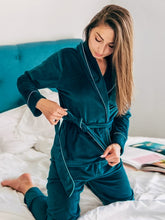 Load image into Gallery viewer, Warm Long Sleeve Velvet Pajamas