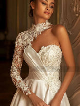 Load image into Gallery viewer, Modern Floor-Length Wedding Dress