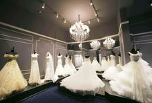 Load image into Gallery viewer, Luxury Wedding Dress