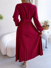 Load image into Gallery viewer, Elegant V Neck Long Sleeve Pleated Maxi Dress