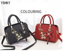 Load image into Gallery viewer, Shoulder Bag