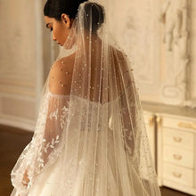 Load image into Gallery viewer, Pearls Bridal Veil