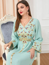 Load image into Gallery viewer, embroidered round neck abaya