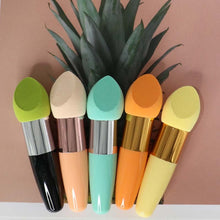 Load image into Gallery viewer, Mushroom Head Make-up Brushes