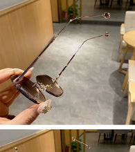 Load image into Gallery viewer, Trend Luxury Metal Sunglasses