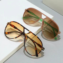 Load image into Gallery viewer, Retro Large Pilot Sunglasses