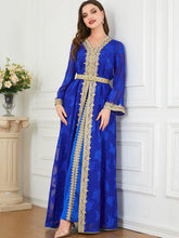 Load image into Gallery viewer, embroidered round neck abaya