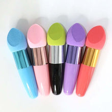 Load image into Gallery viewer, Mushroom Head Make-up Brushes