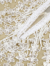 Load image into Gallery viewer, Backless Luxury Flower Appliques Mesh Gown