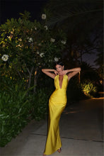 Load image into Gallery viewer, Sexy Backless High Slit Halter Dress