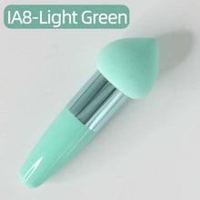 Load image into Gallery viewer, Mushroom Head Make-up Brushes