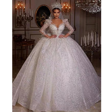 Load image into Gallery viewer, Luxury Lace Applique Wedding Dress