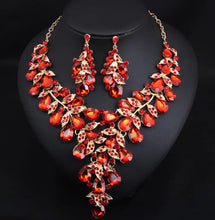 Load image into Gallery viewer, Exaggerated Rhinestone Jewelry Set
