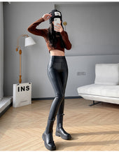 Load image into Gallery viewer, Matte Leather Leggings