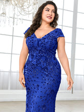 Load image into Gallery viewer, Plus Size Elegant Sequin Evening Dress