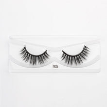 Load image into Gallery viewer, Handmade Magnetic Eyelashes
