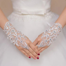 Load image into Gallery viewer, Fingerless Bridal Gloves
