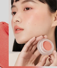 Load image into Gallery viewer, Soft Shimmering Matte Powder Blush
