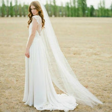 Load image into Gallery viewer, Long Tulle Wedding Veils
