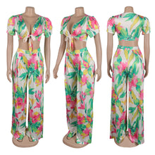 Load image into Gallery viewer, Floral Printed Chic Two 2 Piece Set
