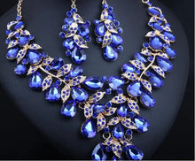 Load image into Gallery viewer, Exaggerated Rhinestone Jewelry Set
