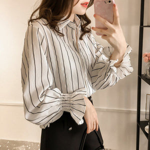 Loose Sleeve Stripped Blouse
